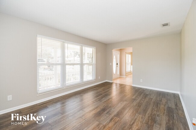 Photo - 8801 Coventry Ct