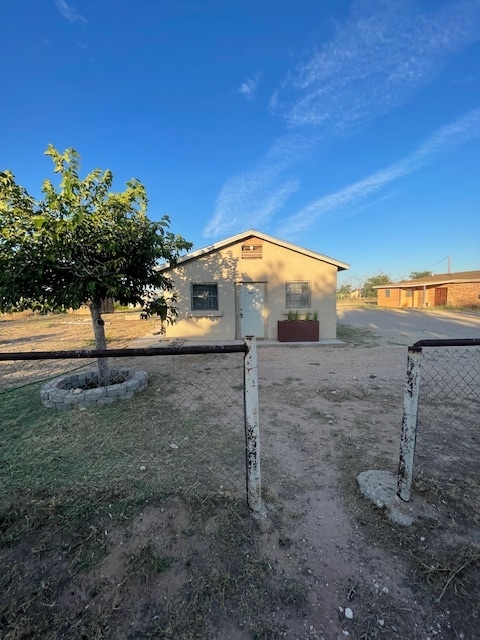 Building Photo - 2404 Howard Rd Rental