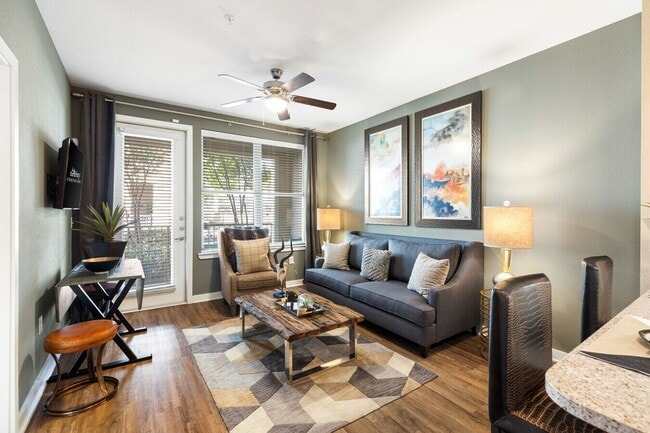 Photo - A Price That Feels Right Unidad TASTC1