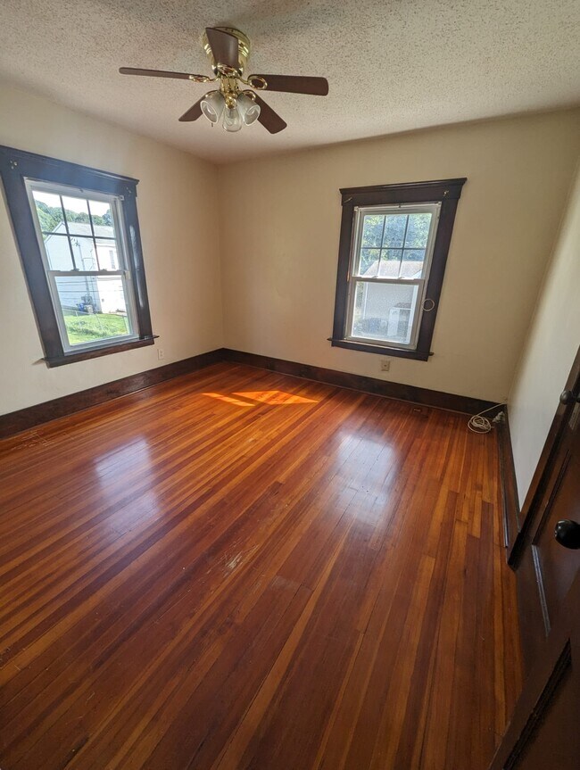 Photo - 131 Lexington Ave