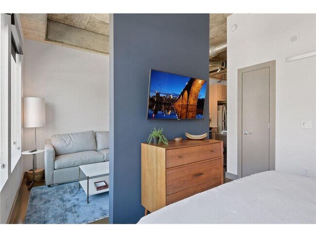 Photo - 728 N 3rd St Unidad 202