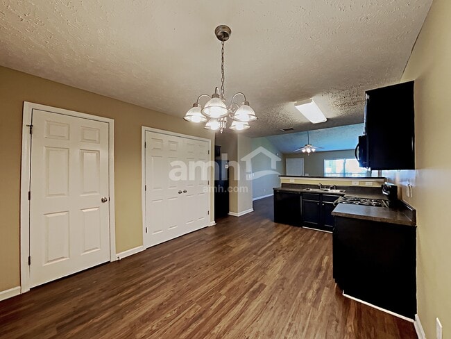 Photo - 1375 E Nir Shreibman