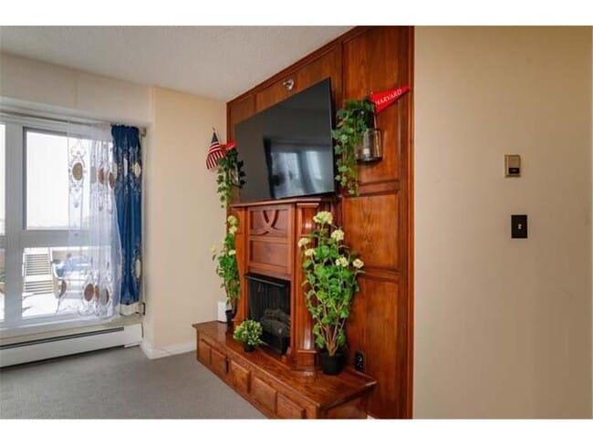 Photo - 433 S 7th St Unidad 1613