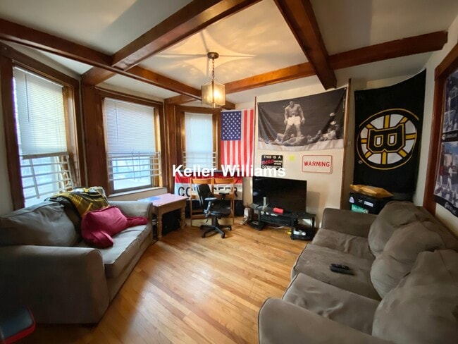 Photo - 174 Saint Alphonsus St