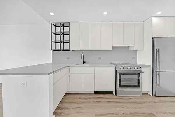 Photo - 4609 69th St