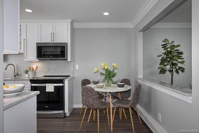 Photo - 106 Cassa Loop Unit 106
