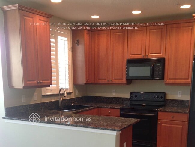 Photo - 2564 Gardens Pkwy