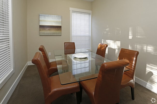 Commons at Avalon Park Apartments