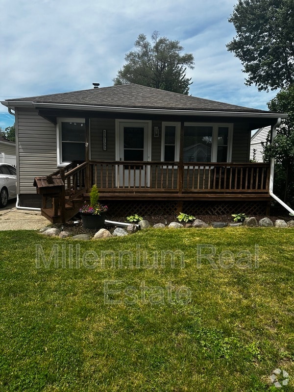 Building Photo - 29139 Tawas St Rental