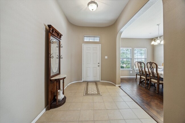 Photo - 919 E Tide Bay Cir