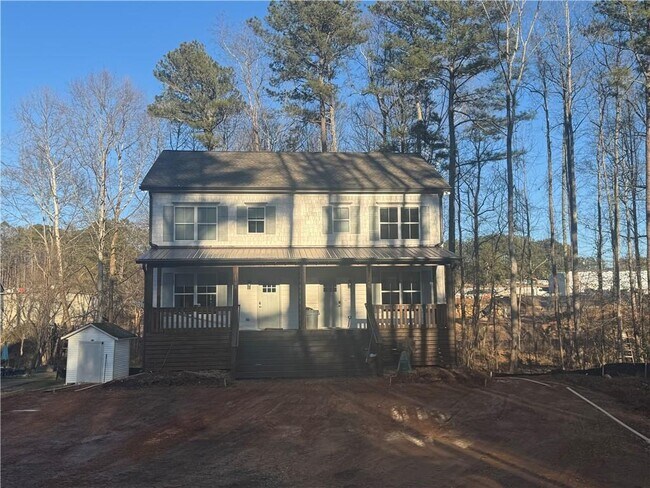 Photo - 114 McWhirter Pl