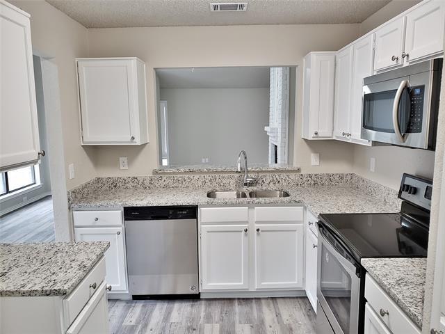 Photo - 1415 Smokehouse St