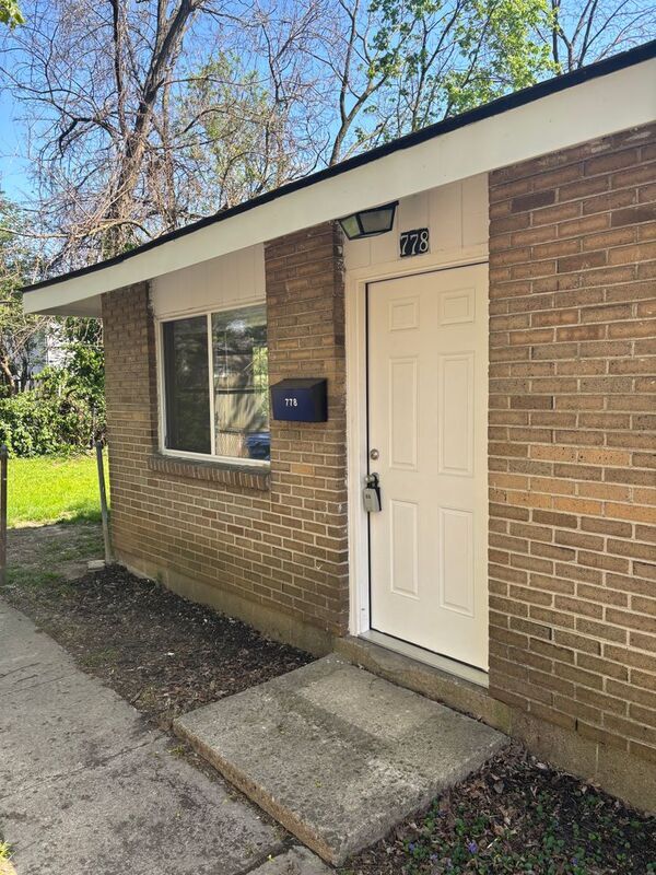 Photo - 778 Northview Ave