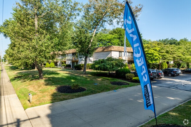 Photo - The Heritage at White Pond