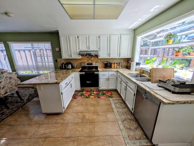 Photo - 416 Rumsey Ct