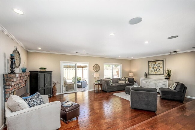 Building Photo - "Charming 4-Bed Oasis in Pleasanton – Spacious 1607 Sq Ft Home with 2 Full Baths!"