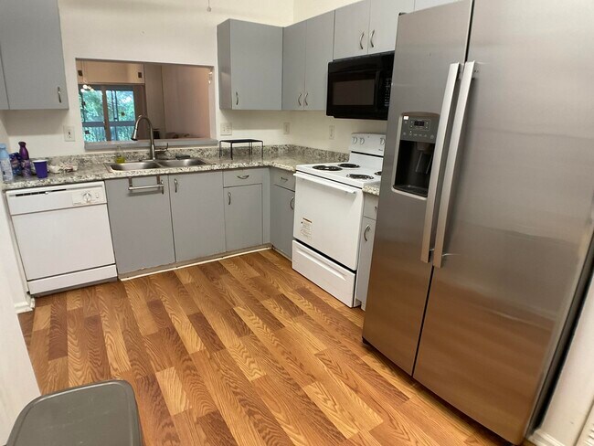 Photo - 5016 Rose Hill Dr Unidad 2-303