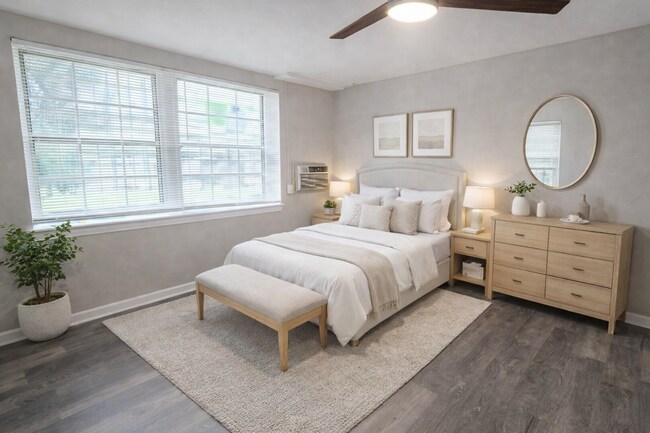 Photo - 2026 Move-In Special – $500 LEASE SIGNING BONUS!! Comfortable 2BR Condo with Easy Metro Access