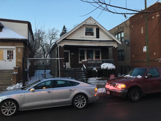 Photo - 56 W 76th St