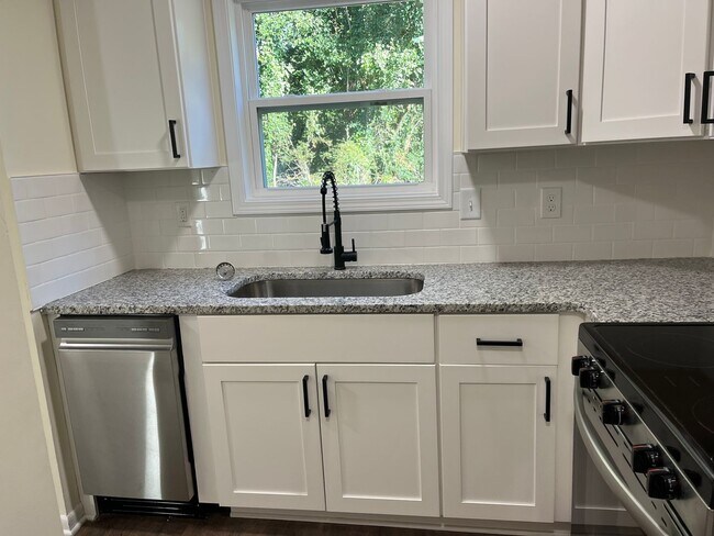 Photo - 3873 Fairmont Ave Unidad A