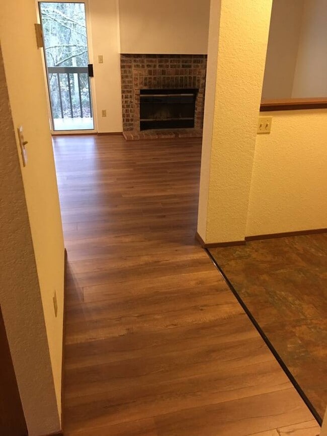 Photo - 5513 Cirque Dr W Unit C