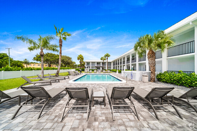 Pool Area - The Yard University Rental