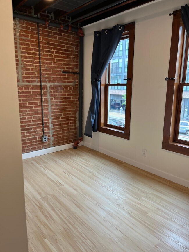 Photo - 1418 Maryland Ave NE Unidad C Front