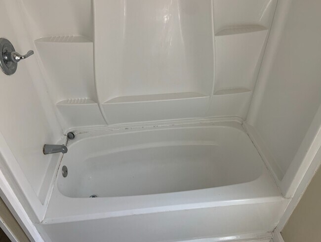 Photo - 1422 Emerick St