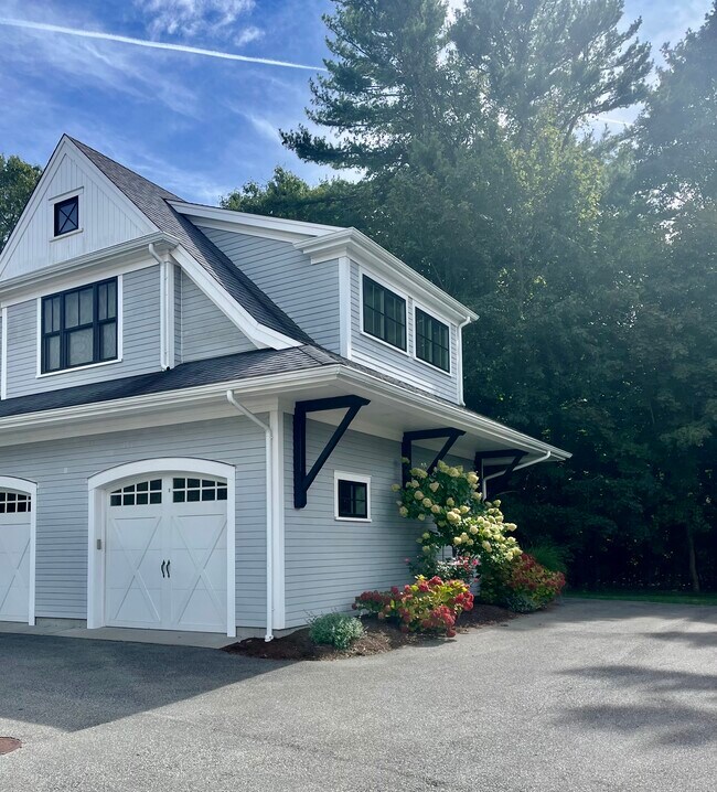 Photo - 1379 MA-28A Unit D3