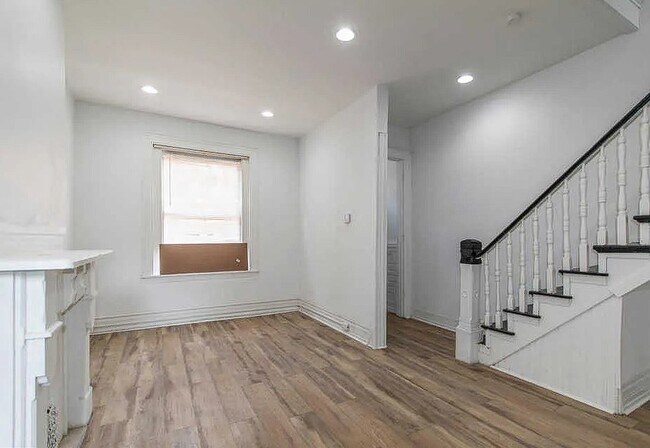 Photo - 2245 N Lambert St