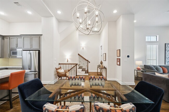 Photo - 4721 Banning Dr Unidad E