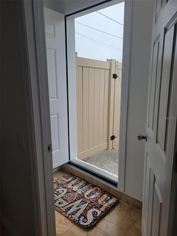 Photo - 531 Lakeview Ct