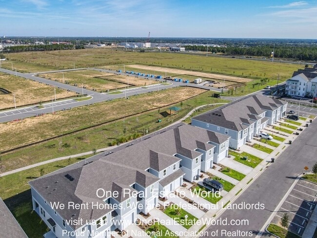 Building Photo - 2971 Maloof Dr