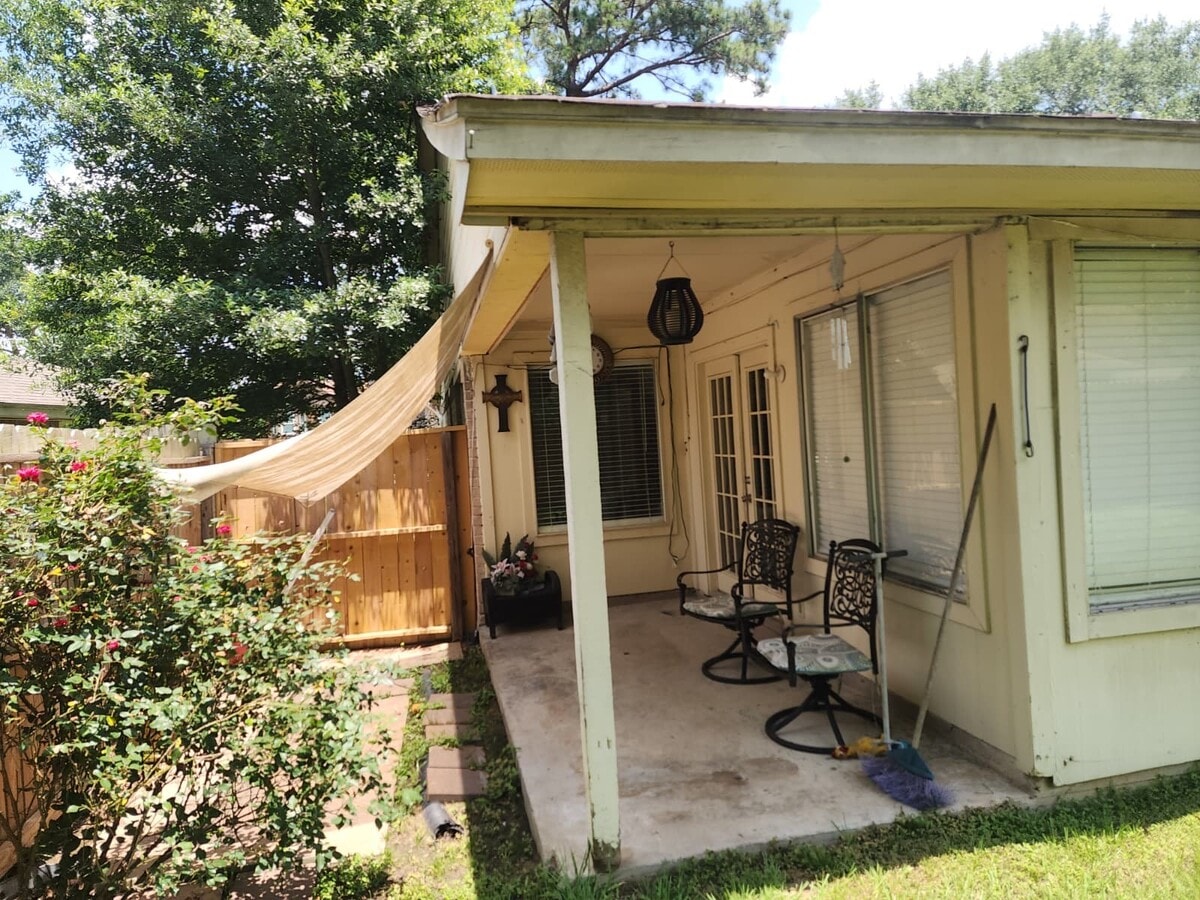 Photo - 9411 Jan Glen Ln
