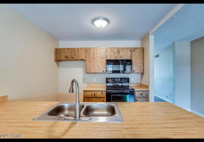 Photo - 20621 N 31st Ave