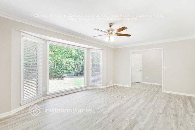 Photo - 542 Allana Ct