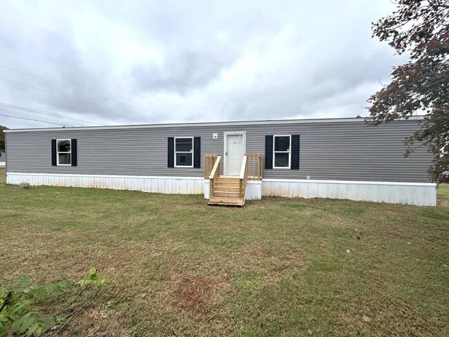 Photo - 575 Payne Creek Est