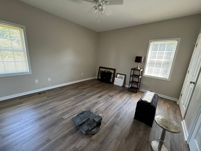 Photo - Nice Home in Sandusky Area (Hines Circle)