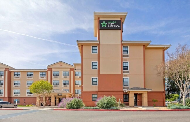 Furnished Studio-Los Angeles - Burbank Airport