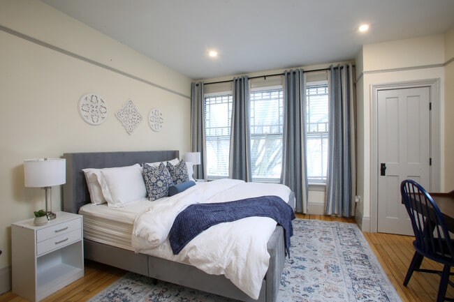 Photo - 44 Main St Unidad #2