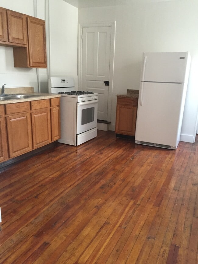 Photo - 708 N Pershing Ave