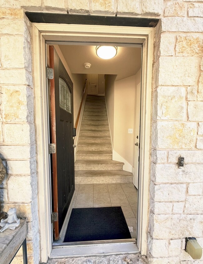 Photo - 13420 Lyndhurst St