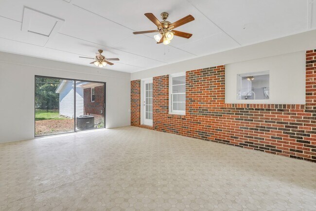 Photo - 3295 Odum Hwy