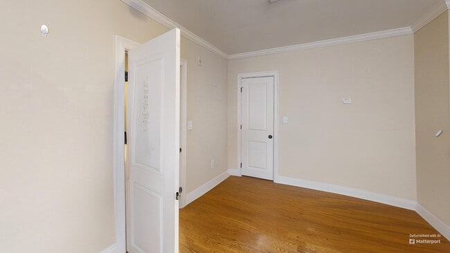 Photo - 2973 Washington St Unidad 1