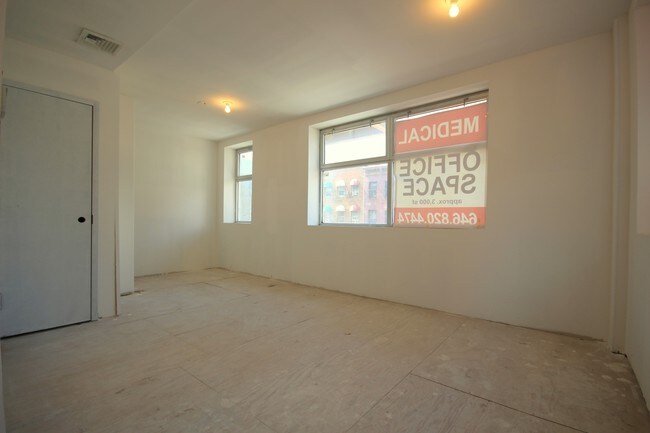 Photo - 670 Myrtle Ave