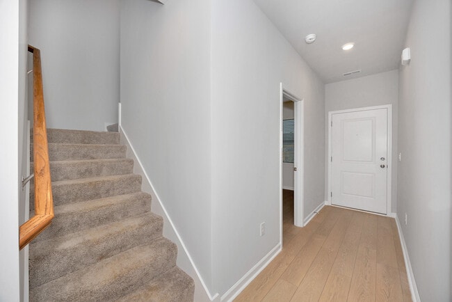 Photo - 149 Wolfe Ln