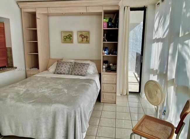 Photo - 800 Parkview Dr Unit 222