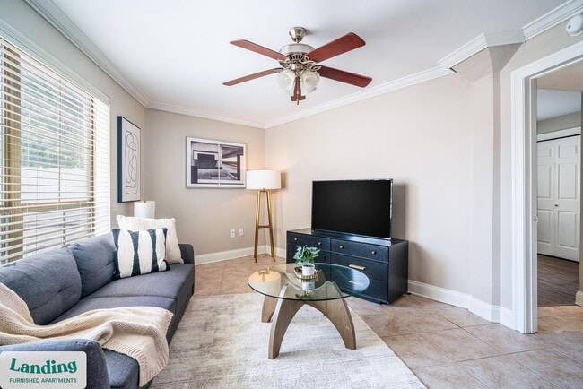 Photo - 1925 N 3rd St Unidad 113.1405975