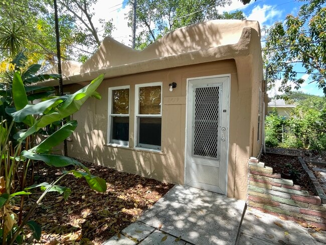 Photo - 2739 Fillmore St