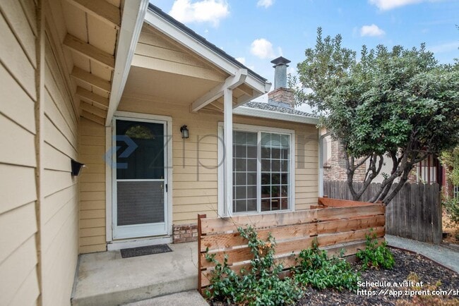 Photo - 42337 Blacow Rd